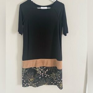 Bailey 44 Black Floral Panel Shift Dress with Lamb Leather Accent size M